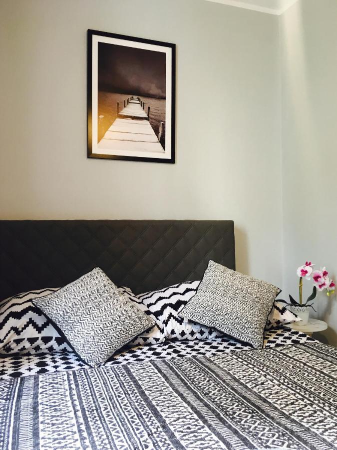 Clicktheflat Hoza Street Apart Rooms ワルシャワ エクステリア 写真